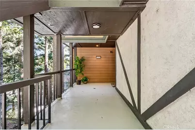 1 Village Bay #2, Lake Arrowhead, CA 92352 - Photo 3
