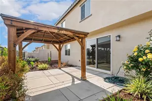 34269 Crk Vw Ln, Yucaipa, CA 92399 - Photo 33