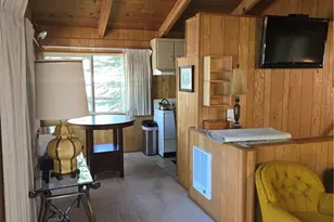 32124 Hunsaker, Running Springs, CA 92382 - Photo 3