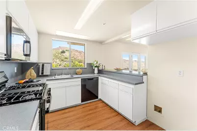 9110 Happy Camp Road, Moorpark, CA 93021 - Photo 39