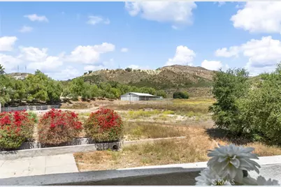 9110 Happy Camp Road, Moorpark, CA 93021 - Photo 15