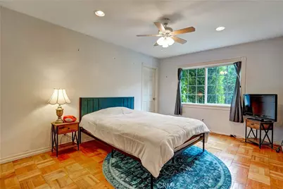 11142 Gaynor, Granada Hills, CA 91344 - Photo 25