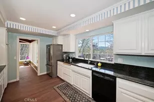 28669 Teton Ln, Lake Arrowhead, CA 92352 - Photo 13