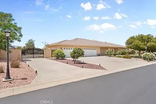 6940 Oak Vista, Oak Hills, CA 92344 - Photo 3