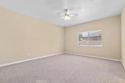 6940 Oak Vista, Oak Hills, CA 92344 - Photo 29