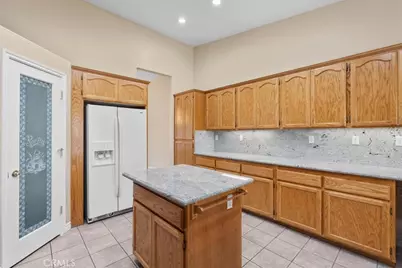 6940 Oak Vista, Oak Hills, CA 92344 - Photo 15