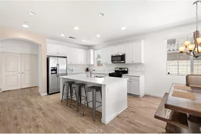 15023 Mandalay, Victorville, CA 92394 - Photo 5