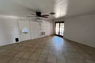 1021 E Chanslor Way, Blythe, CA 92225 - Photo 7