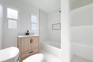 345 E Colden St, Los Angeles, CA 90003 - Photo 17