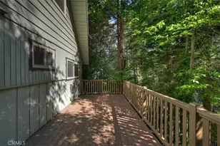 723 CA-138, Crestline, CA 92325 - Photo 27