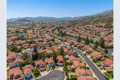 12065 Shadow Glen Ln, Porter Ranch, CA 91326 - Photo 45