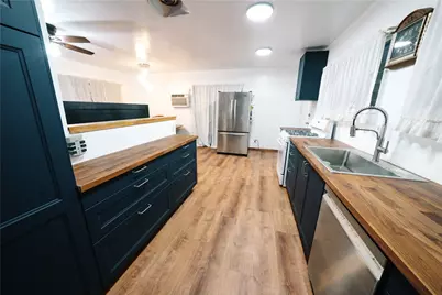 4020 Byron Street, Corona, CA 92879 - Photo 11