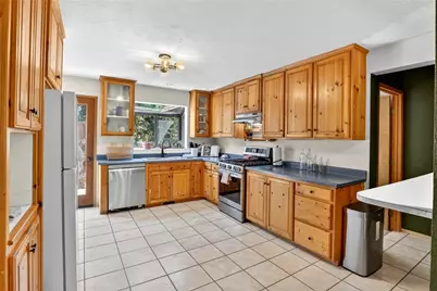 336 Lovers, Cedarpines Park, CA 92322 - Photo 17