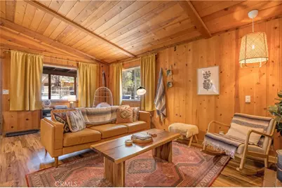 451 Cedar Lane, Sugarloaf, CA 92386 - Photo 9