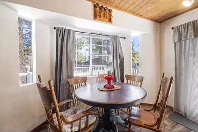809 C, Big Bear City, CA 92314 - Photo 9