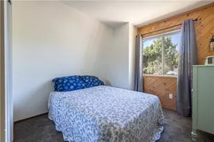809 C, Big Bear City, CA 92314 - Photo 13