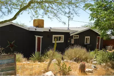 10225 Pinon, Morongo Valley, CA 92256 - Photo 3