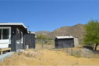 10225 Pinon, Morongo Valley, CA 92256 - Photo 13