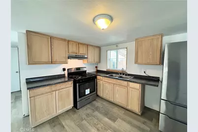 999 Santa Fe Ave #42, San Jacinto, CA 92583 - Photo 7