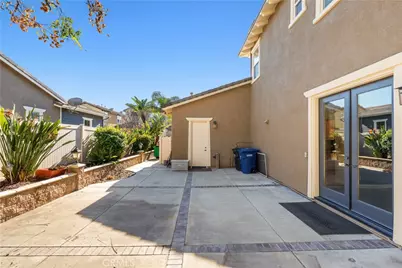 26153 Mission, Loma Linda, CA 92354 - Photo 9