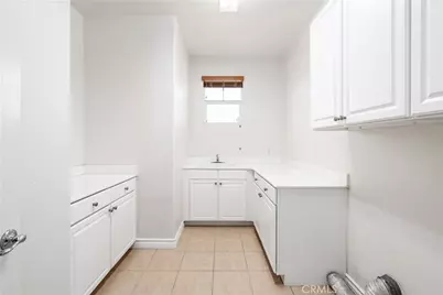 26153 Mission, Loma Linda, CA 92354 - Photo 37