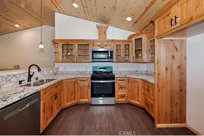 415 Vista, Sugarloaf, CA 92386 - Photo 15
