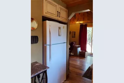 33429 Robin Drive, Green Valley Lake, CA 92341 - Photo 23