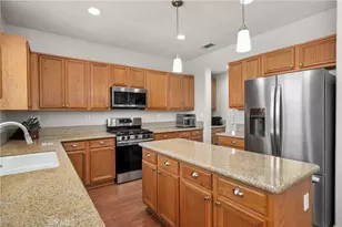 33934 Lily Rd, Yucaipa, CA 92399 - Photo 15