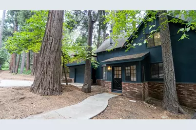 27820 Rainbow Drive, Lake Arrowhead, CA 92352 - Photo 3