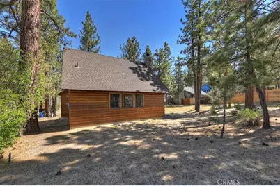 1012 E Country Club, Big Bear City, CA 92314 - Photo 17