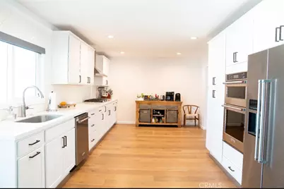 2751 Cardinal, Costa Mesa, CA 92626 - Photo 7
