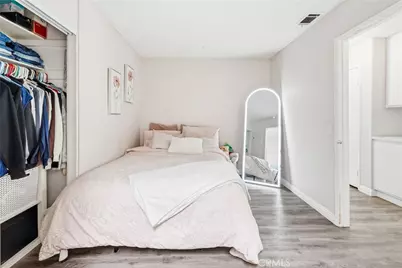 1585 Camelot, Corona, CA 92882 - Photo 23