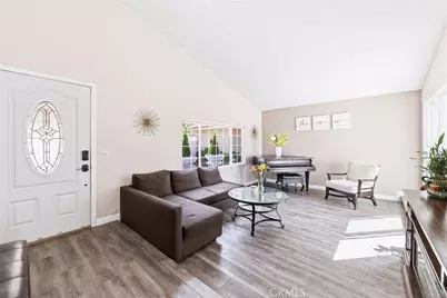 1585 Camelot, Corona, CA 92882 - Photo 9