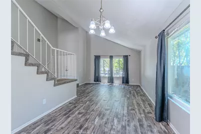 513 E Pioneer Avenue, Redlands, CA 92374 - Photo 13
