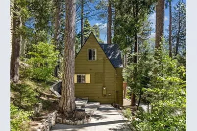 404 Hillside, Lake Arrowhead, CA 92352 - Photo 1