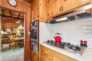 404 Hillside, Lake Arrowhead, CA 92352 - Photo 13