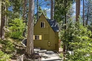 404 Hillside, Lake Arrowhead, CA 92352 - Photo 29