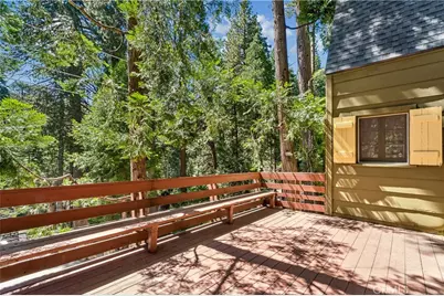404 Hillside, Lake Arrowhead, CA 92352 - Photo 25