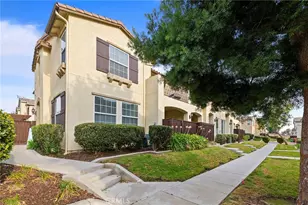 41945 Davenport Way, Murrieta, CA 92562 - Photo 5