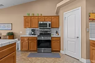 10916 Braceo, Victorville, CA 92392 - Photo 17