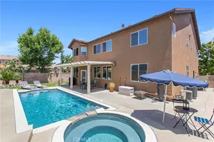 7101 Lemon Grass Ave, Eastvale, CA 92880 - Photo 5