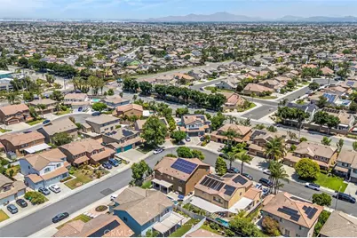 7101 Lemon Grass Avenue, Eastvale, CA 92880 - Photo 41