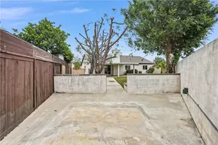 2869 W Esperanza, Rialto, CA 92377 - Photo 27