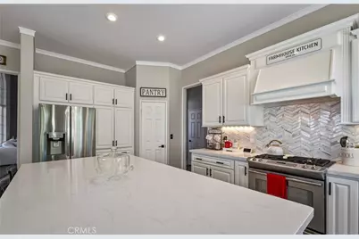 13596 Mesa Crest Drive, Yucaipa, CA 92399 - Photo 17