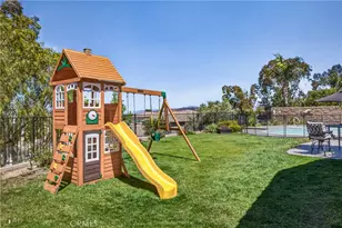 13596 Mesa Crest Dr, Yucaipa, CA 92399 - Photo 29