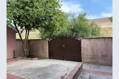 649 E Fairfield Court, Ontario, CA 91761 - Photo 23