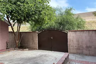 649 E Fairfield Ct, Ontario, CA 91761 - Photo 23