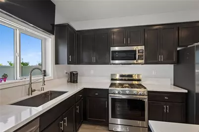 35249 Stewart, Beaumont, CA 92223 - Photo 9