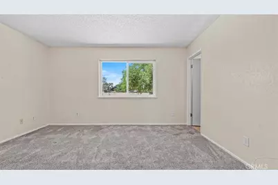 18298 Danbury, Hesperia, CA 92345 - Photo 15