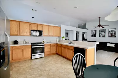 21243 Nisqually, Apple Valley, CA 92308 - Photo 13